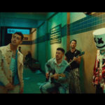 Marshmello & Jonas Brothers - Leave Before You Love Me video