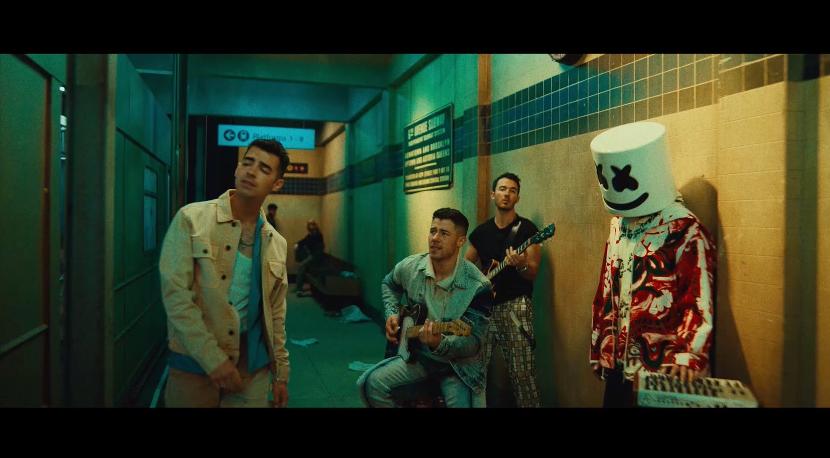 Marshmello & Jonas Brothers - Leave Before You Love Me video
